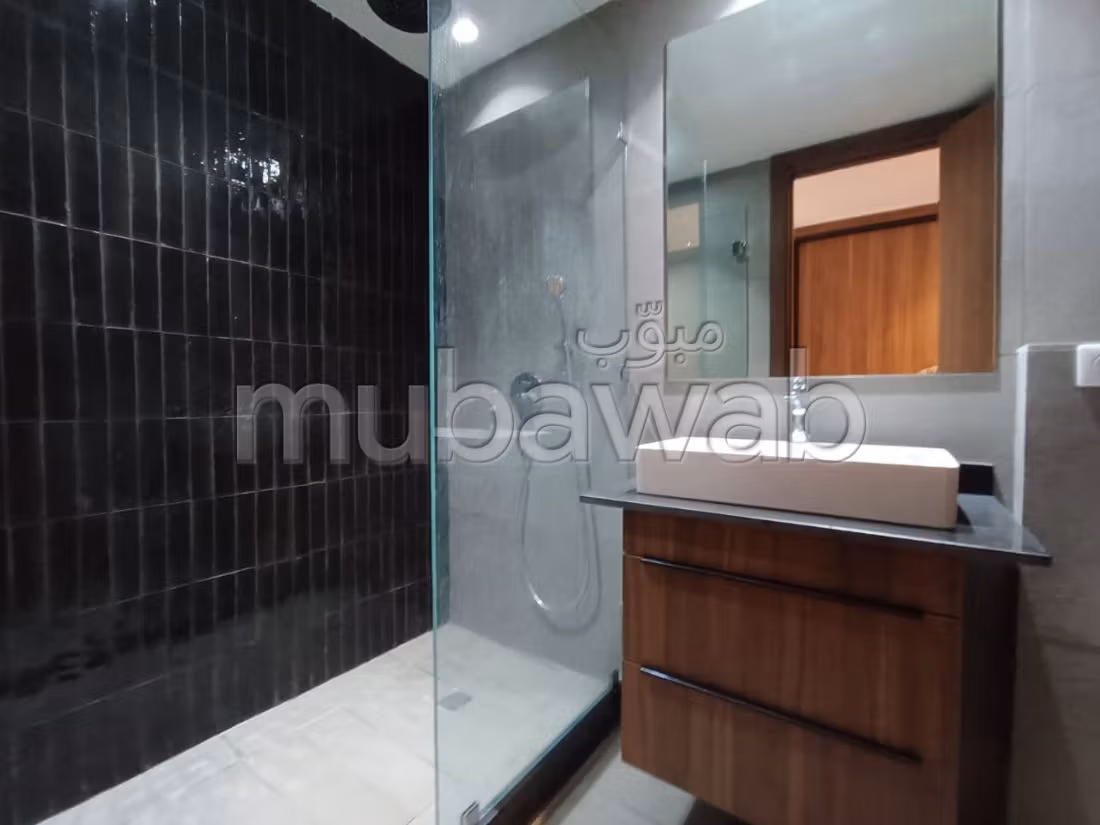 Magnifique 2 chambres meublé avec terrasse et piscine CFC