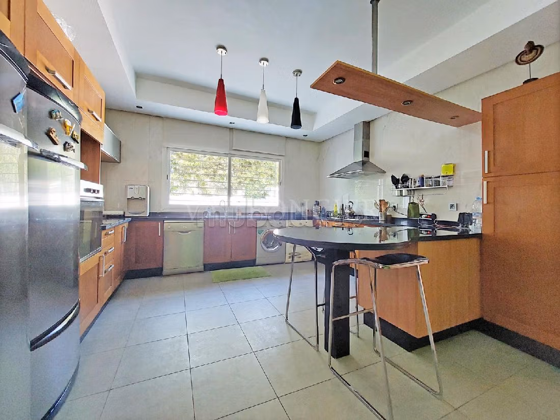 Location villa meublée ou vide 600m2 4chambres Longchamps, Casablanca