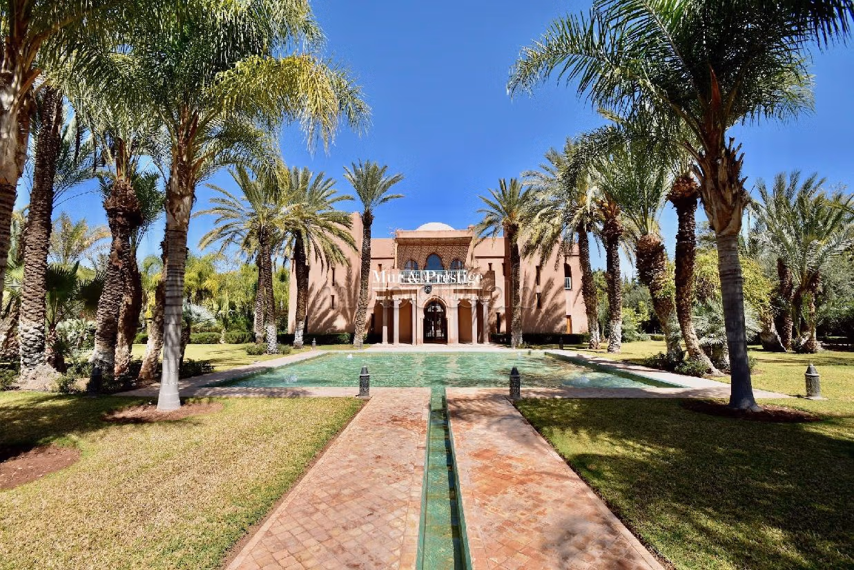 Palais en vente à Marrakech sur 4 hectares Agence Immobilière