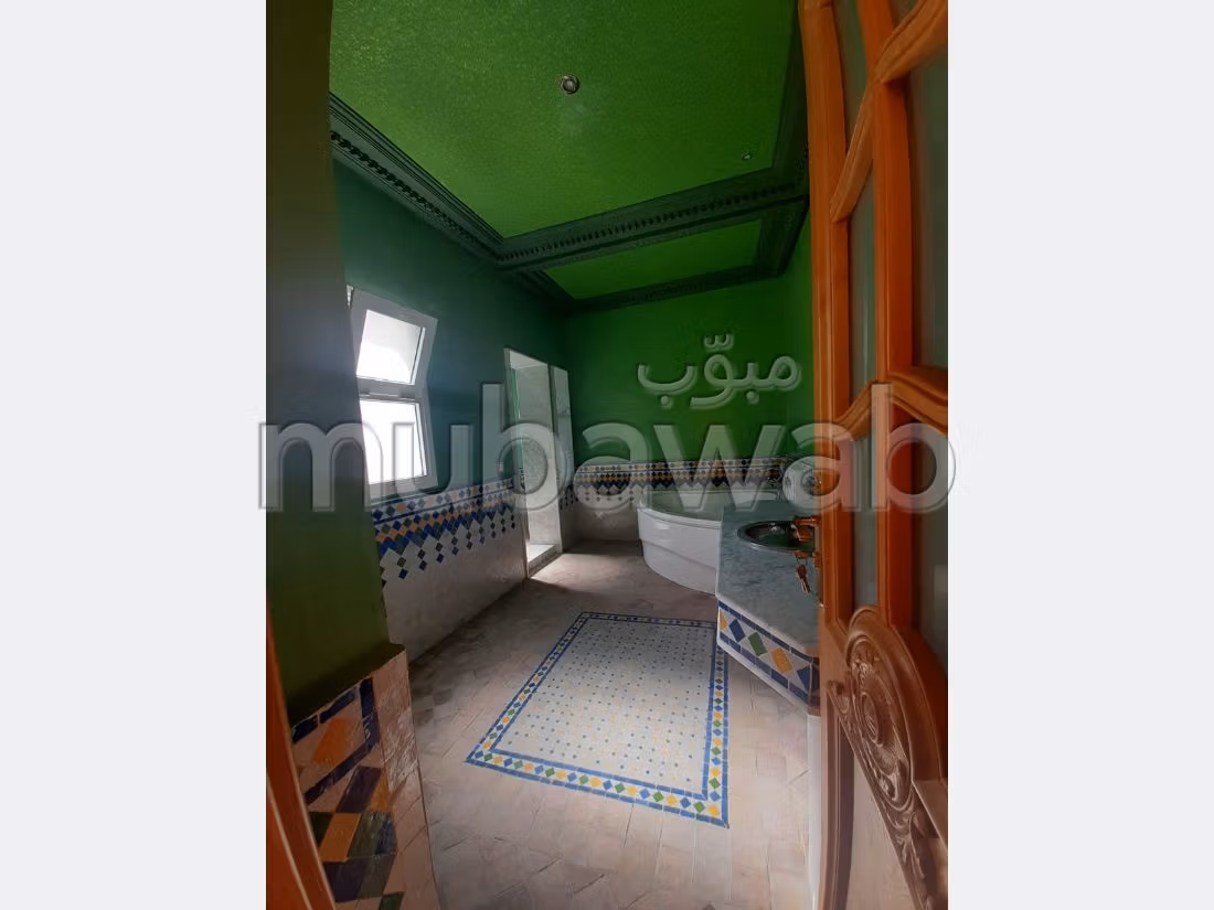 Splendid villa for sale in Cap Spartel. 4 lovely rooms. Beautiful terrace and garden. 