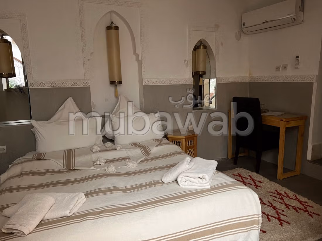 Riad in vendita a Mouassine. Superficie totale 426 m². Ammobiliato