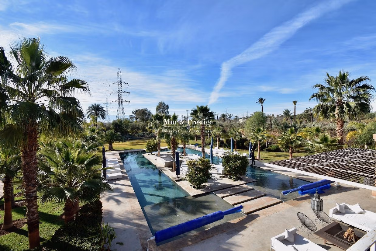 فيلا ممتازة للبيع بالنخيل. المساحة الكلية 800 م². التدفئة. 