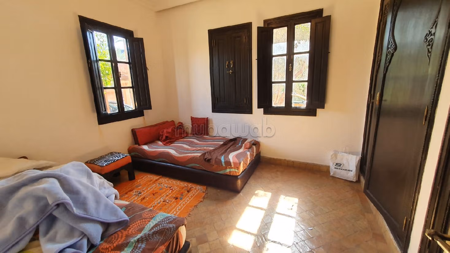 High quality house for sale in Ennakhil (Palmeraie). 3 rooms. Residence with swimming pool, Air conditioning. 