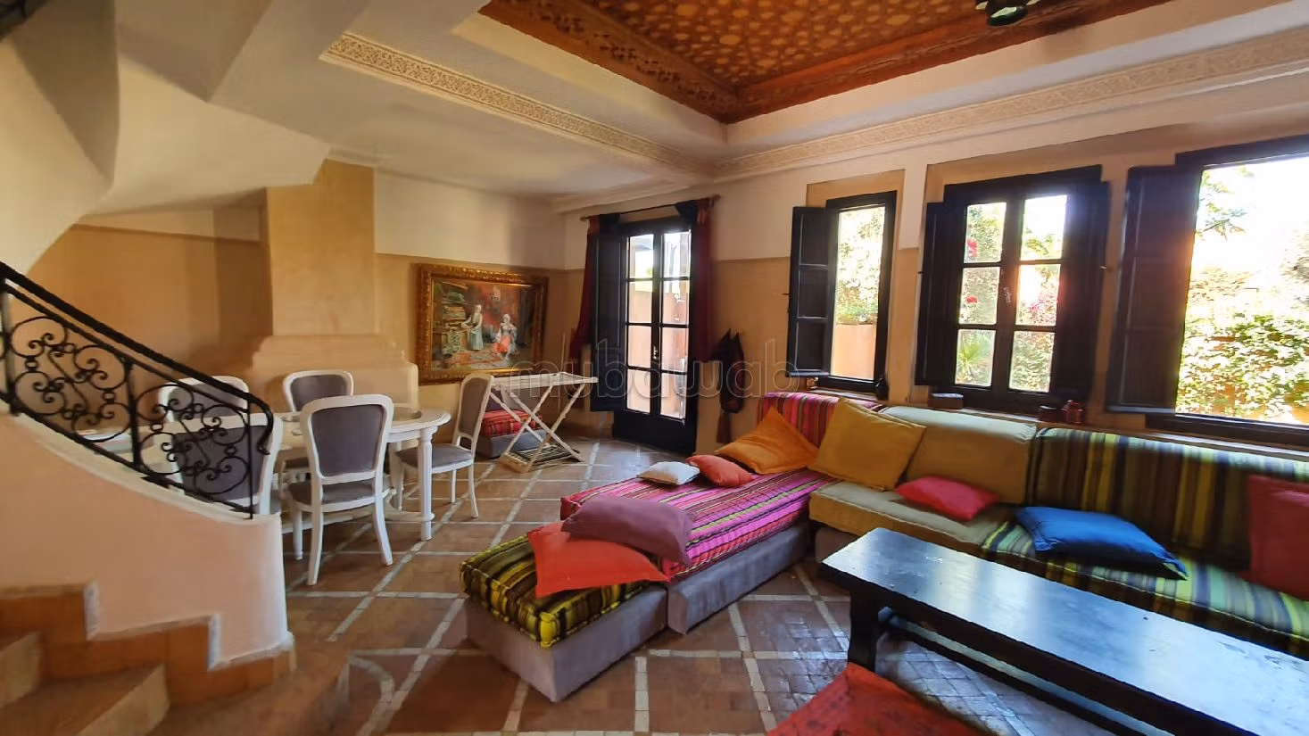 High quality house for sale in Ennakhil (Palmeraie). 3 rooms. Residence with swimming pool, Air conditioning. 