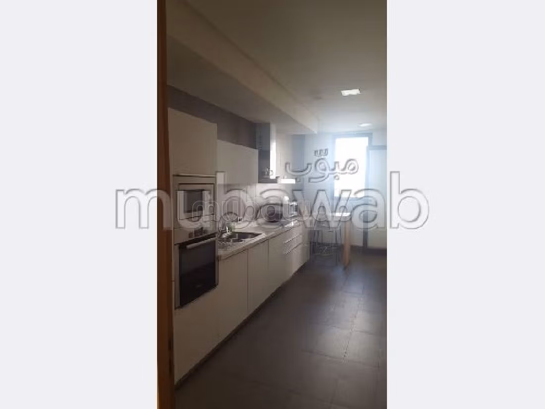 Affitto di uno splendido appartamento a Ain Diab. Superficie di 160 m². arredato. 