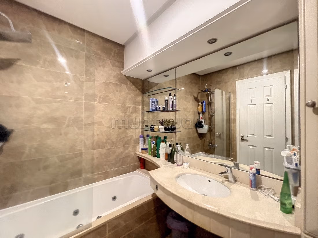 Appartementen te huur in Gauthier. 2 Kamers. Volledig gemeubileerd. 