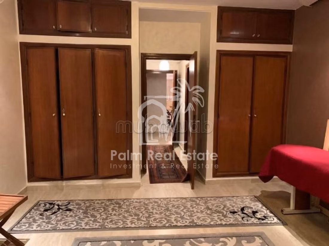 Splendido appartamento in affitto a Port. 3 camere da letto. Arredato