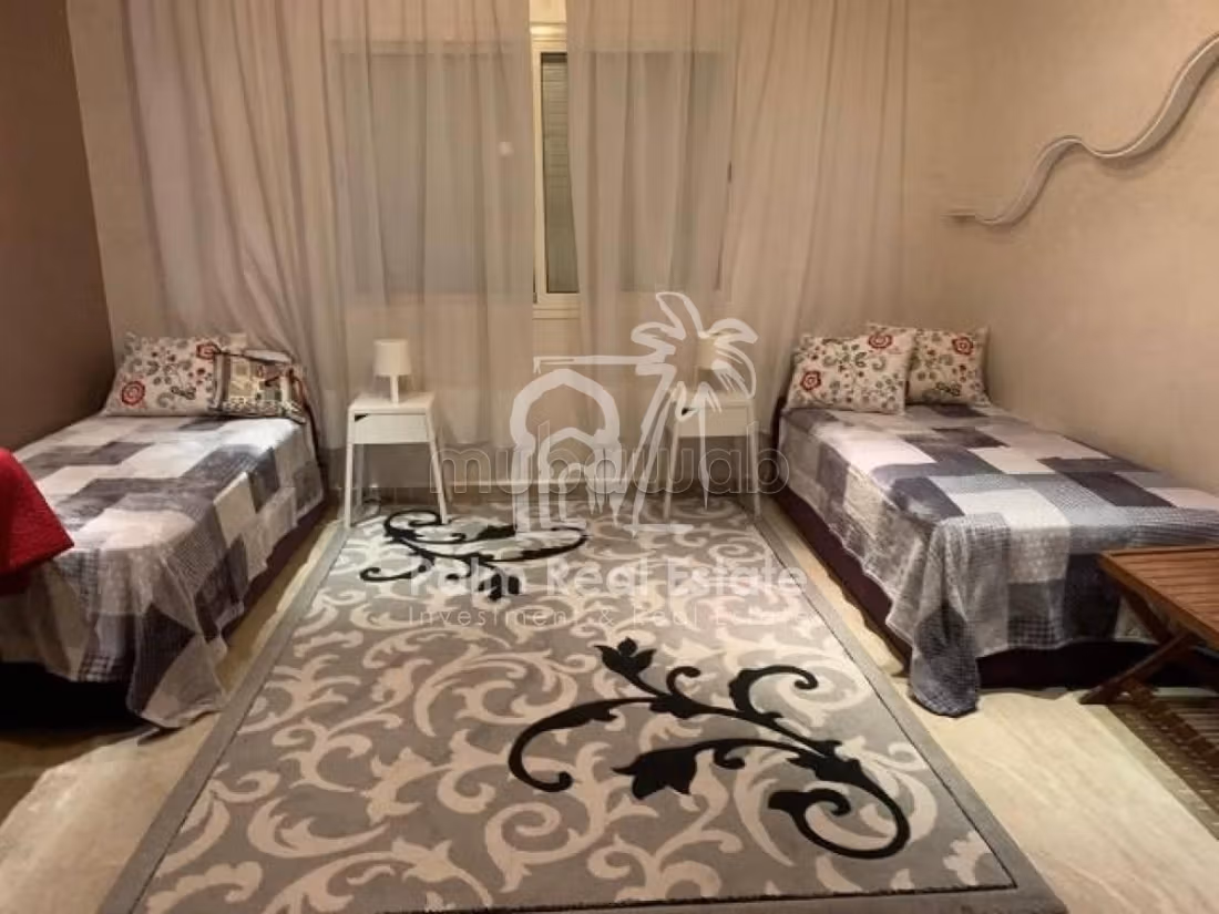 Splendido appartamento in affitto a Port. 3 camere da letto. Arredato