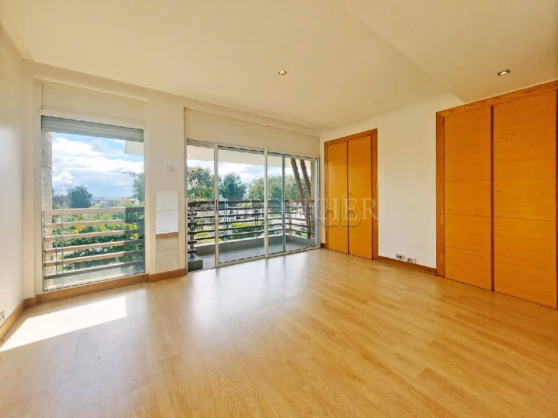 Location très belle villa 400m2 à CGI ville verte Bouskoura