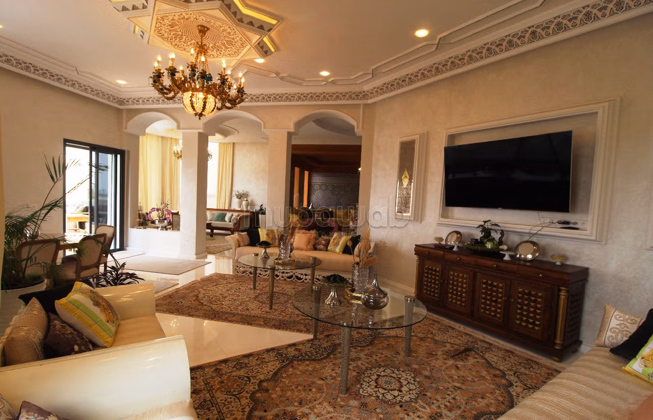 Vendita villa di lusso a Secteur Touristique. 6 camere. Terrazzo e giardino. 