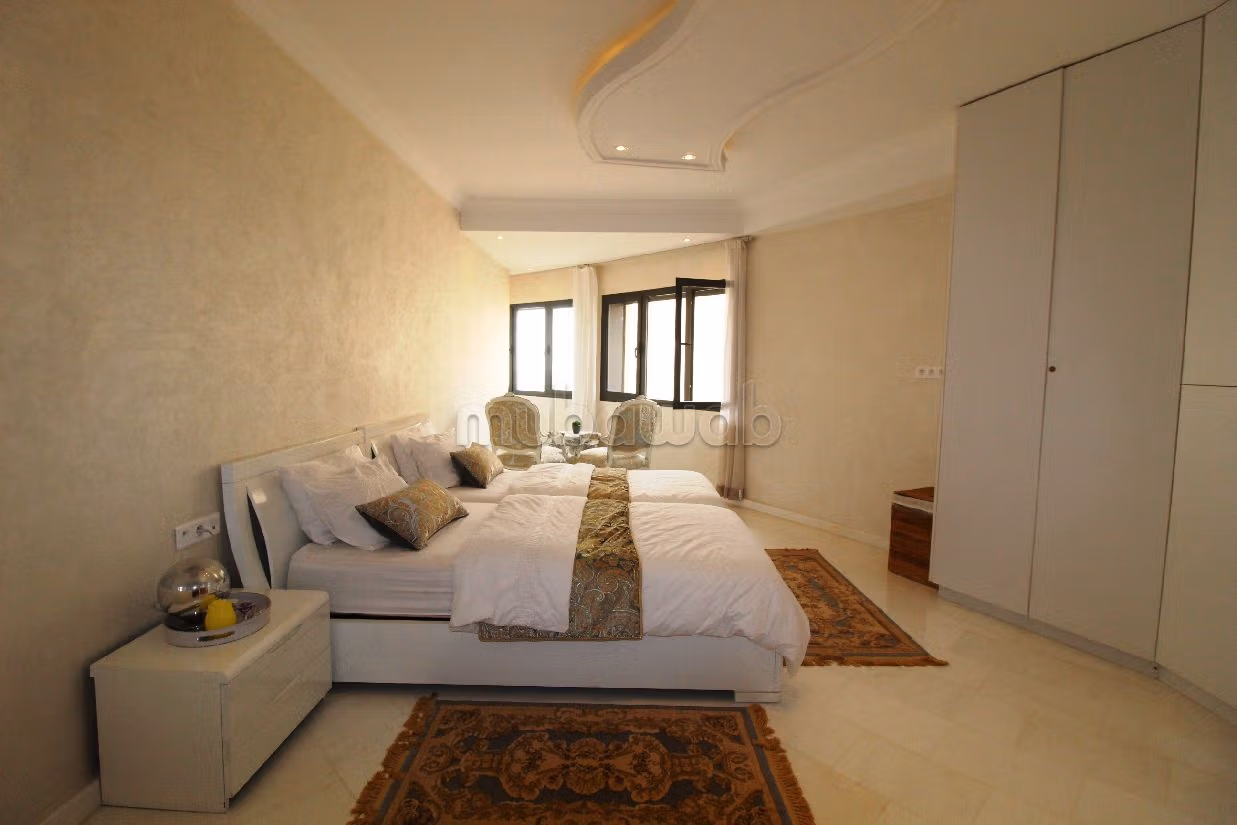 Vendita villa di lusso a Secteur Touristique. 6 camere. Terrazzo e giardino. 