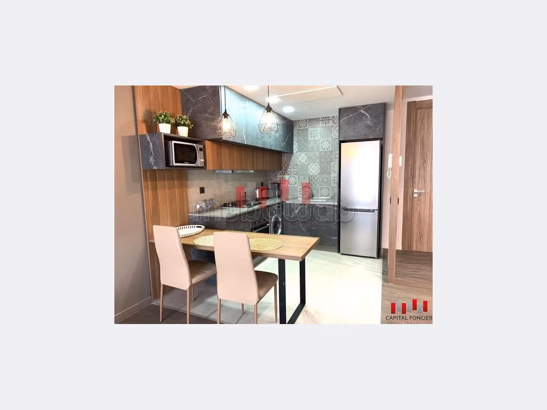 Precioso piso en alquiler en Centre Ville. 1 bonita habitación. Fogones. 