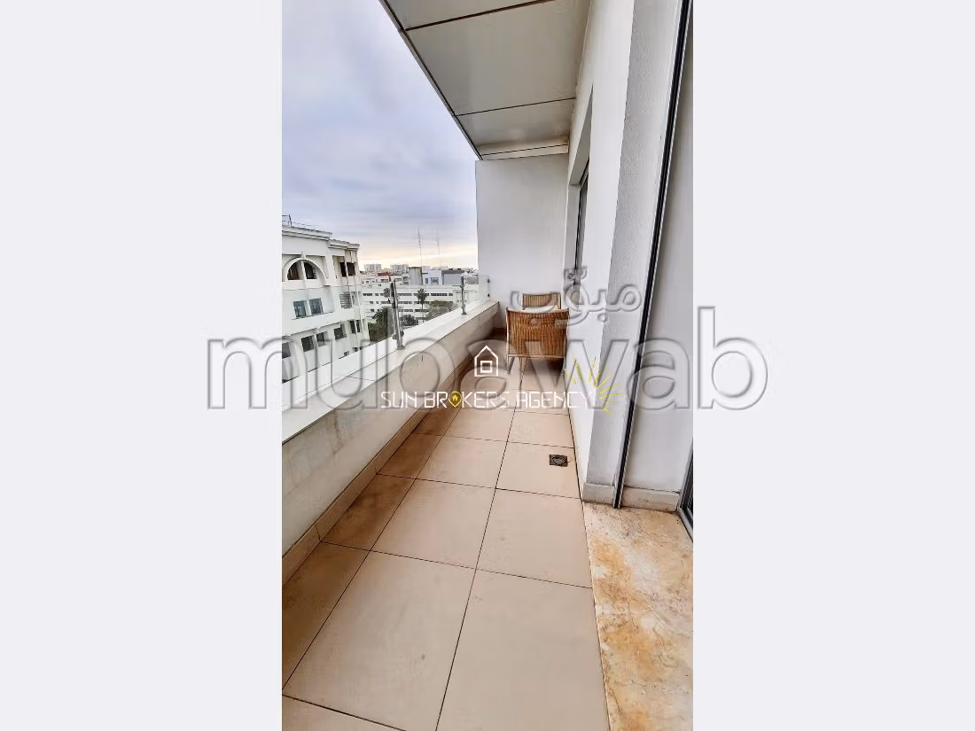 Affitto di uno splendido appartamento a Palmier. Superficie 65 m². Arredato