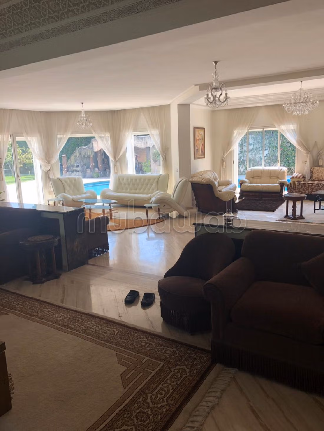 Magnificent villa for sale in Quartier Des Ambassades. Large area 2000 m²