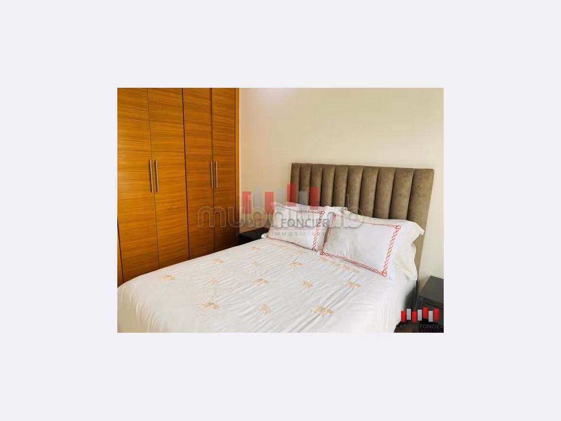 Affitto di uno splendido appartamento a Gauthier. 1 camera. 