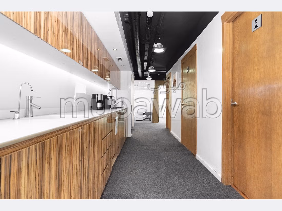 Oficinas en alquiler en Centre Ville. Superficie 15 m². Amueblado. 