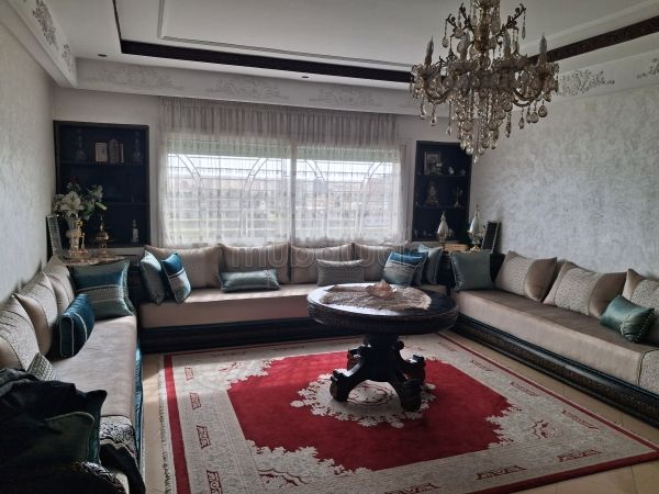 Koopappartementen beschikbaar in Hamria. 4 Ruimtes. Satellietschotel en beveiligingssysteem