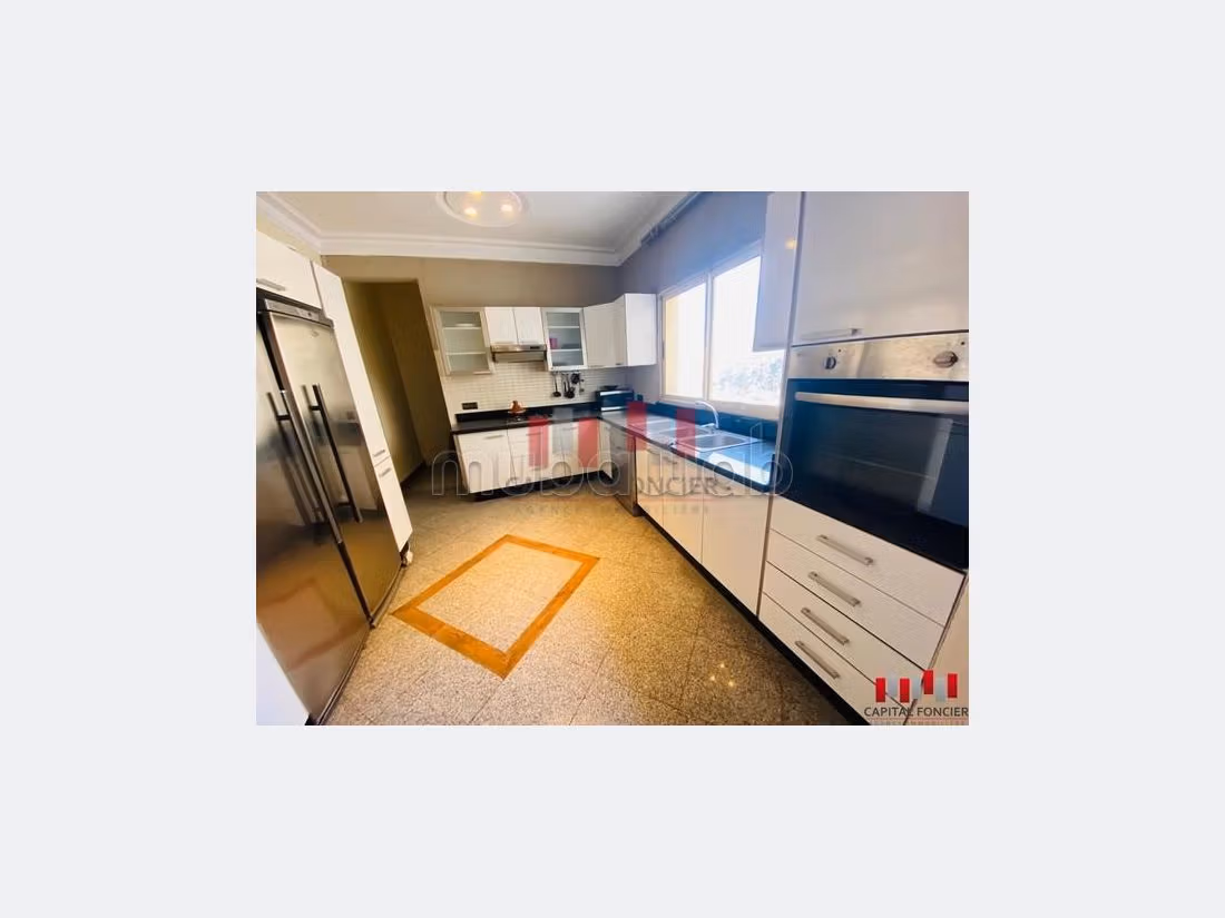 Appartamento in affitto a Gauthier. Superficie 154 m². 