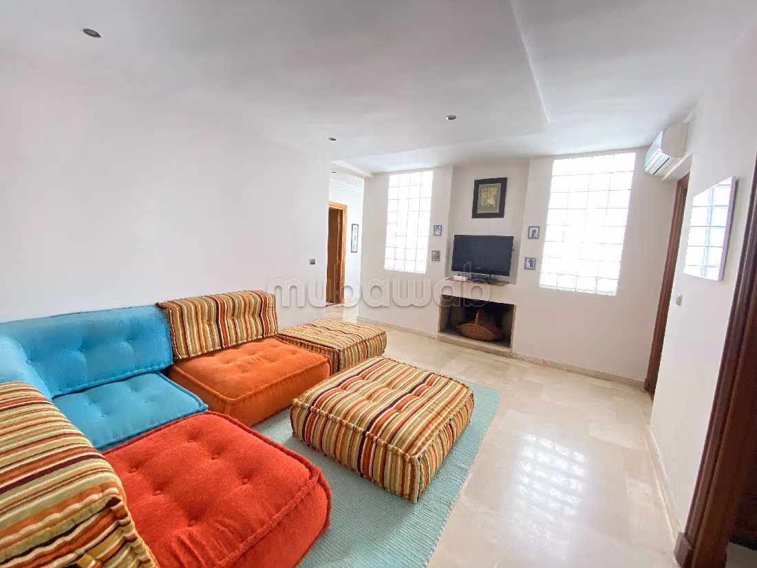 استئجار شقة بالرياض. 3 غرف رائعة. مفروشة. 