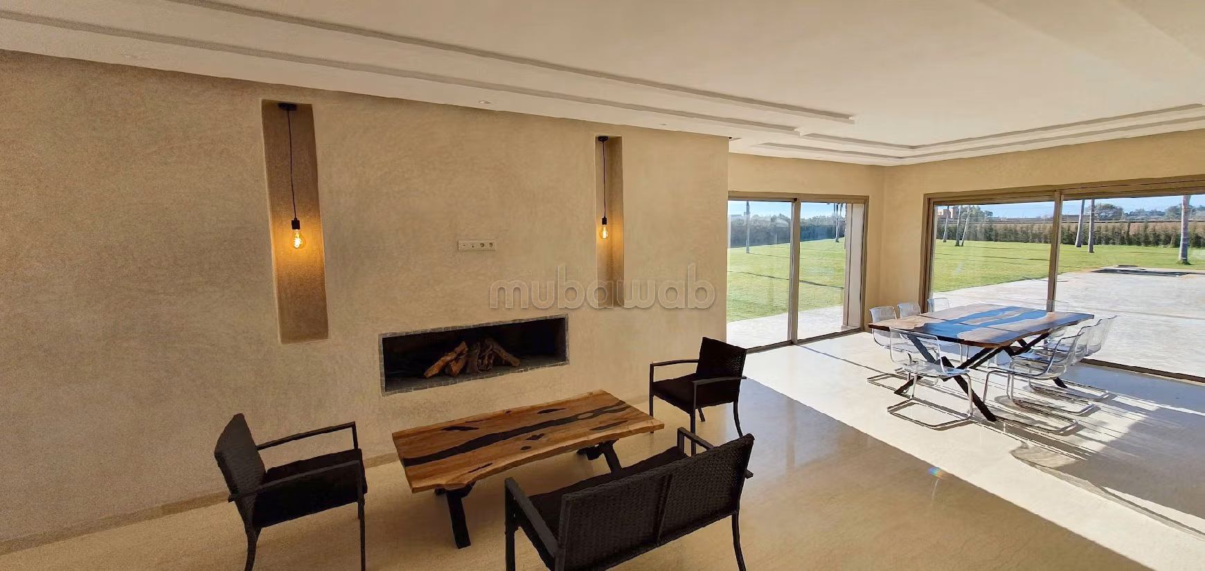 منزل فخم للبيع طريق فاس ب. 5 غرف. أماكن وقوف السيارات وشرفة. 