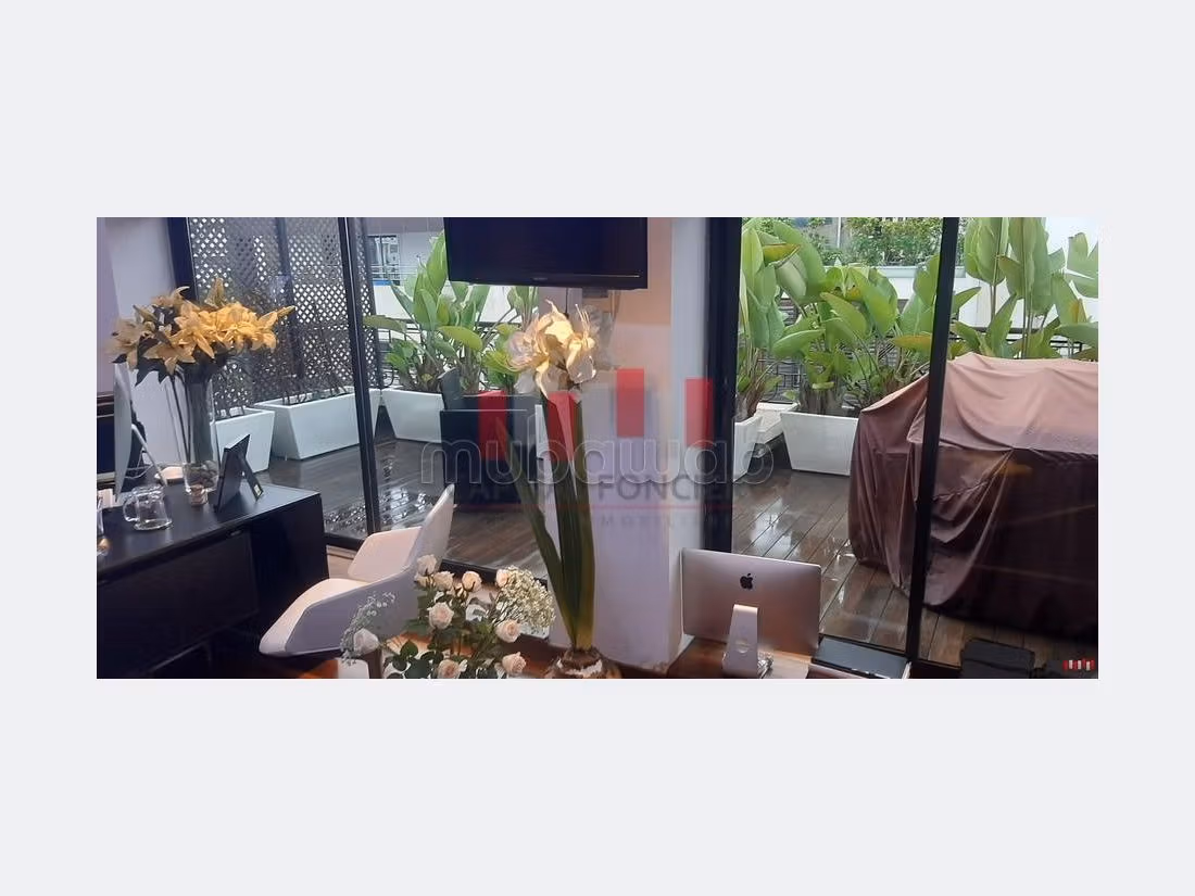 Inmueble en alquiler en Gauthier. Gran superficie 1500 m². 