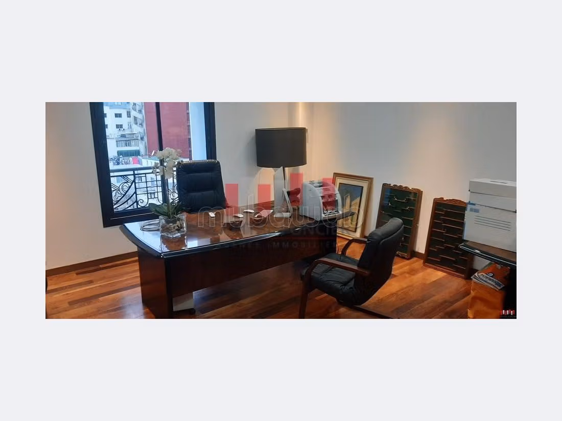 Inmueble en alquiler en Gauthier. Gran superficie 1500 m². 