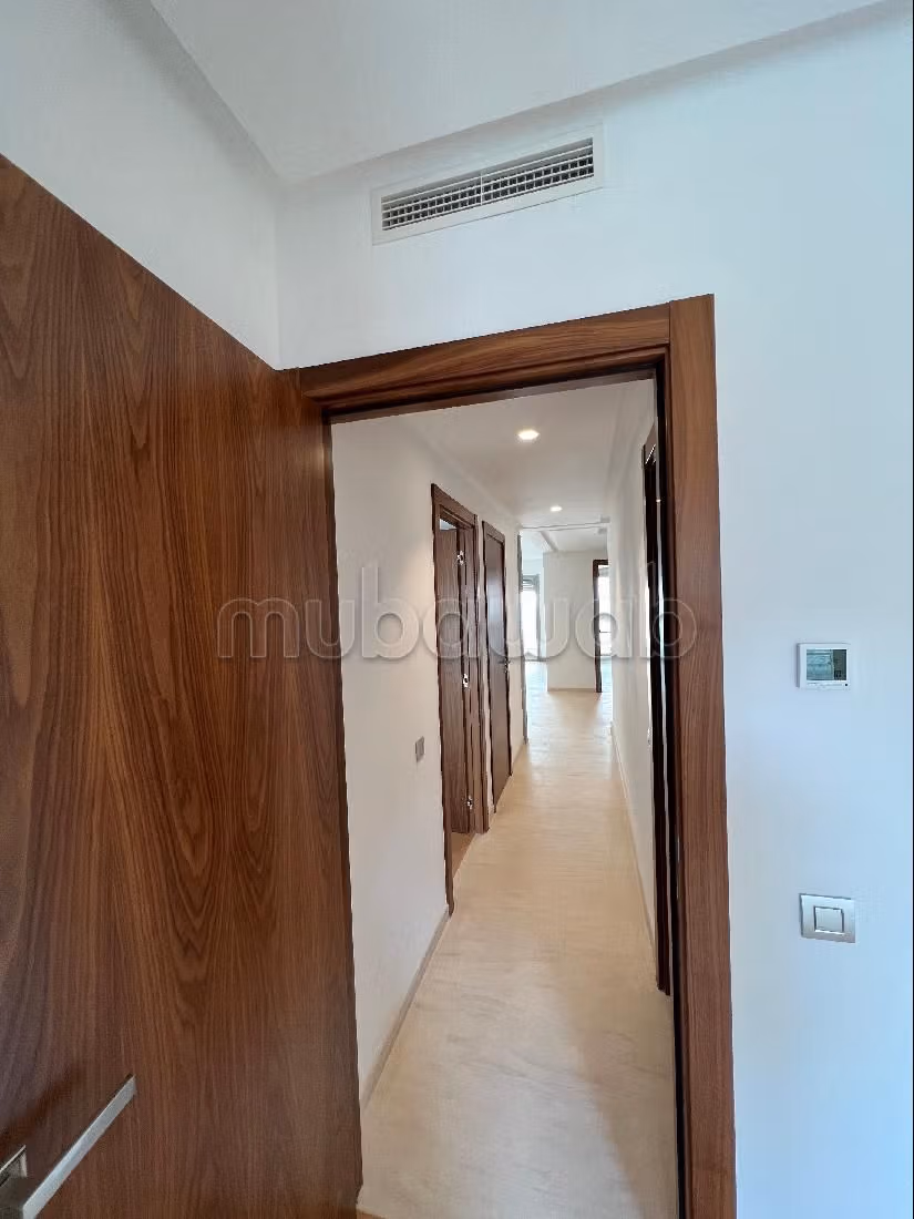 Location 2 chambres vide avec terrasse CFC