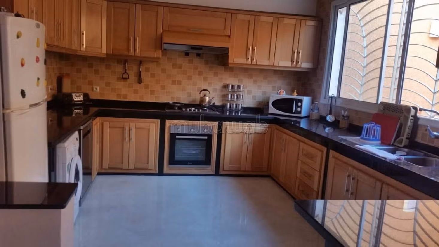 Kopen: villa's en luxe woningen in Les chenes. Oppervlakte 211 m². Gezellige open haard.