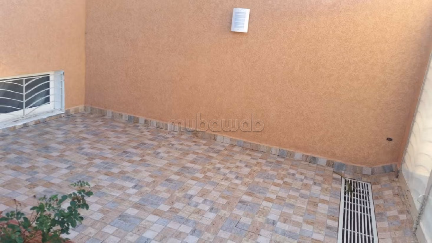 Kopen: villa's en luxe woningen in Les chenes. Oppervlakte 211 m². Gezellige open haard.