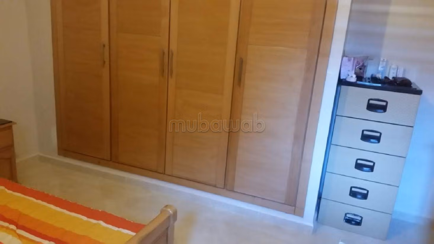 Kopen: villa's en luxe woningen in Les chenes. Oppervlakte 211 m². Gezellige open haard.