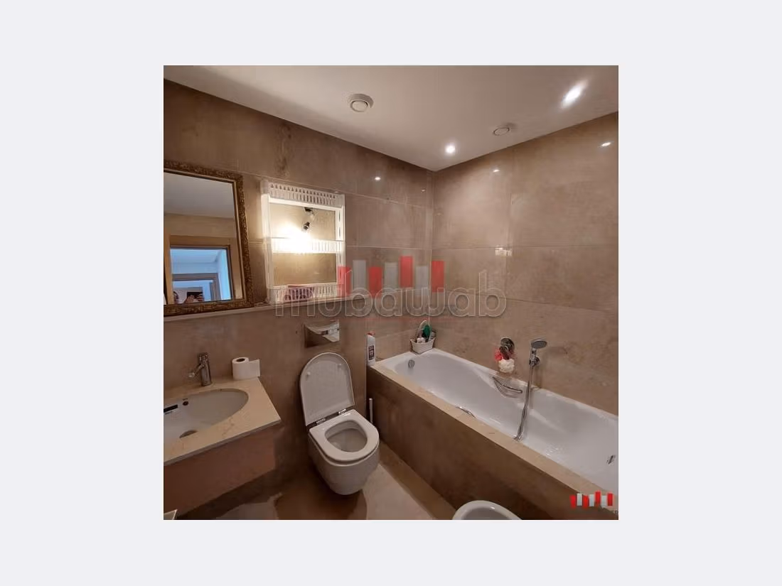 Magnifique rez jardin / deux chambres / bouskoura /front golf — 5