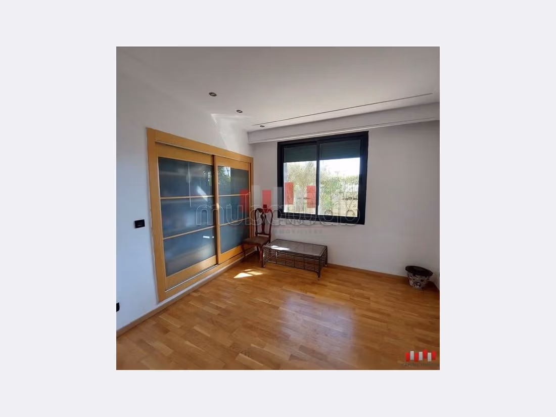 Magnifique rez jardin / deux chambres / bouskoura /front golf — 6