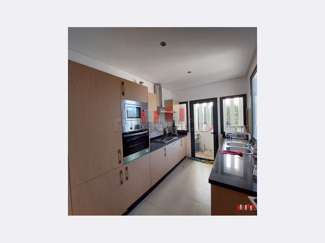 Appartement 250 m² à Bouskoura Ville — 13