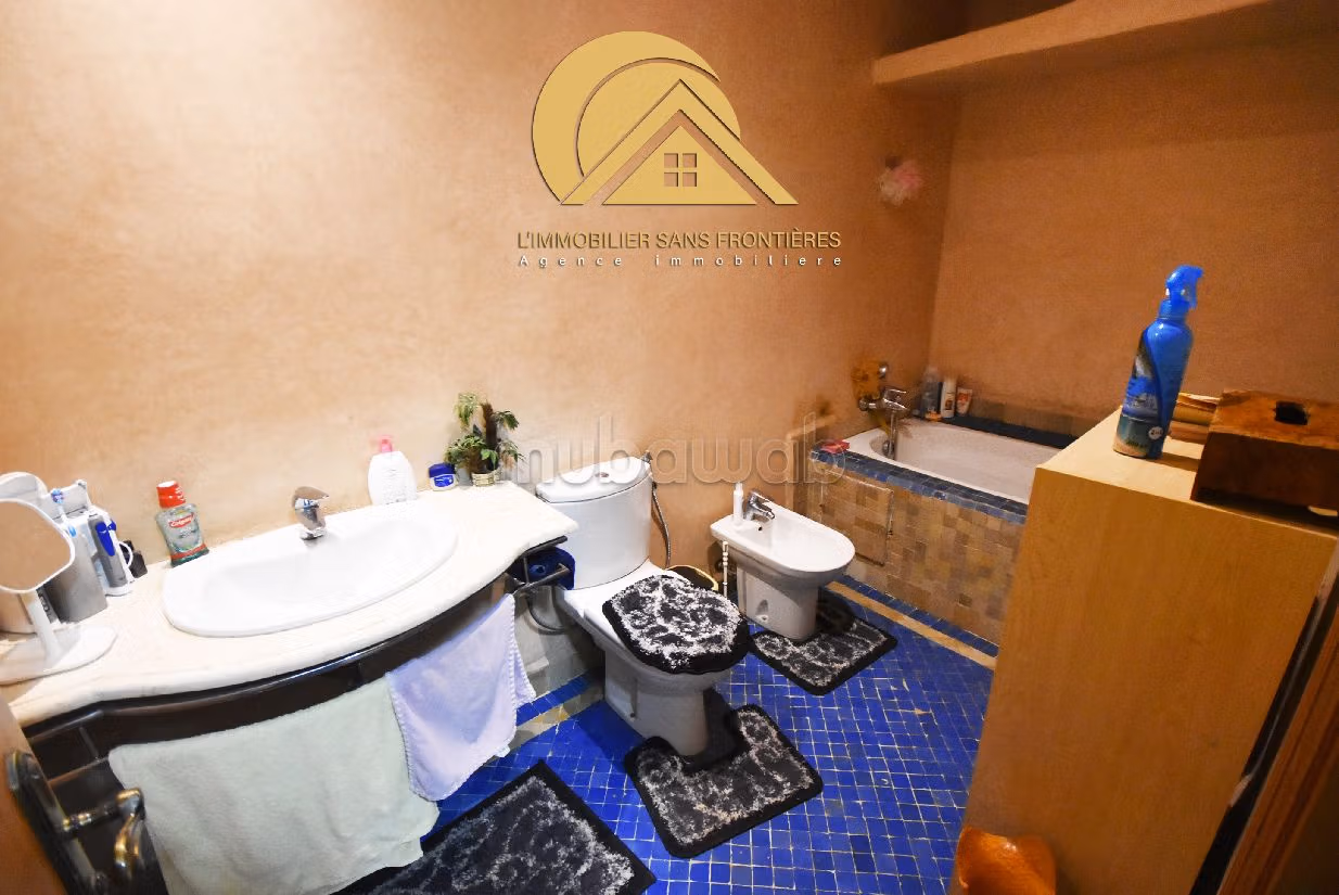 فيلا ممتازة للبيع بطريق أكادير الصويرة. 4 غرف جميلة. مفروشة. 