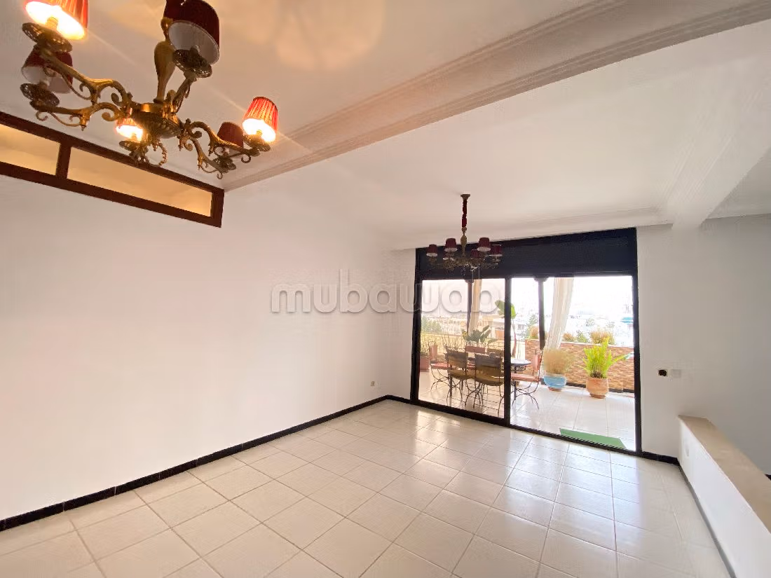 Vente d'un bel appartement à Haut Agdal. 5 pièces confortables. Tout confort avec cheminée et climatisation