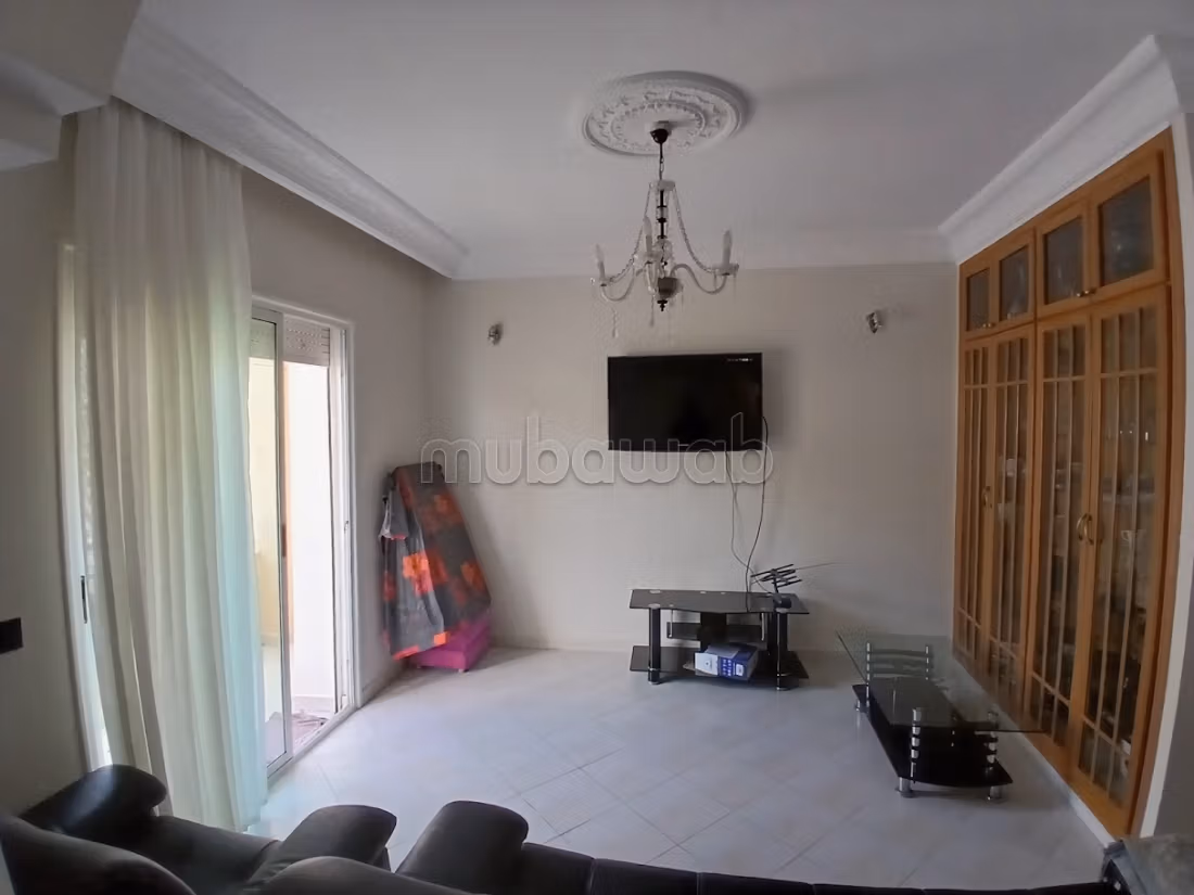 Appartement meublé en plein centre à vendre — 5