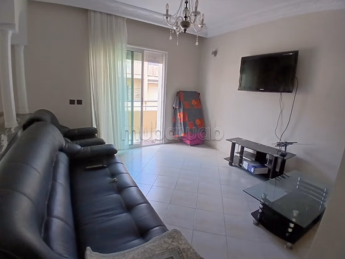 Appartement meublé en plein centre à vendre — 6