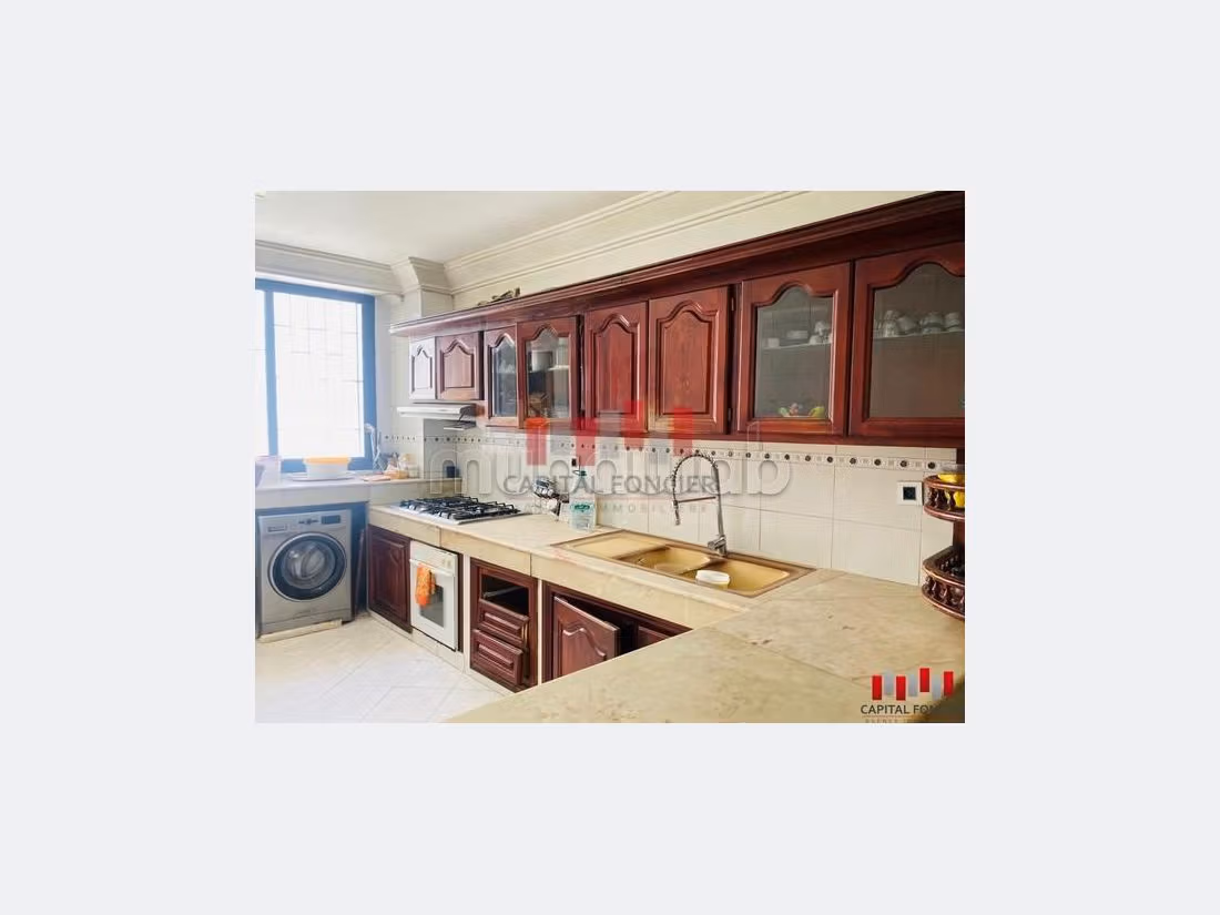 Affitto di uno splendido appartamento a Racine. Superficie totale 300 m². 