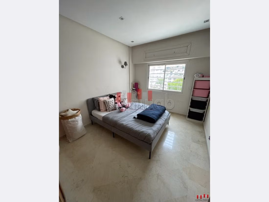 Face jardin moliere sans vis a vis