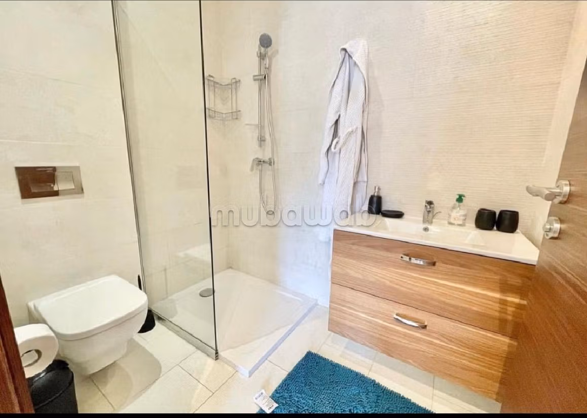 Lovely apartment for rent in Casablanca Finance City. 3 comfortable rooms. Storage unit.