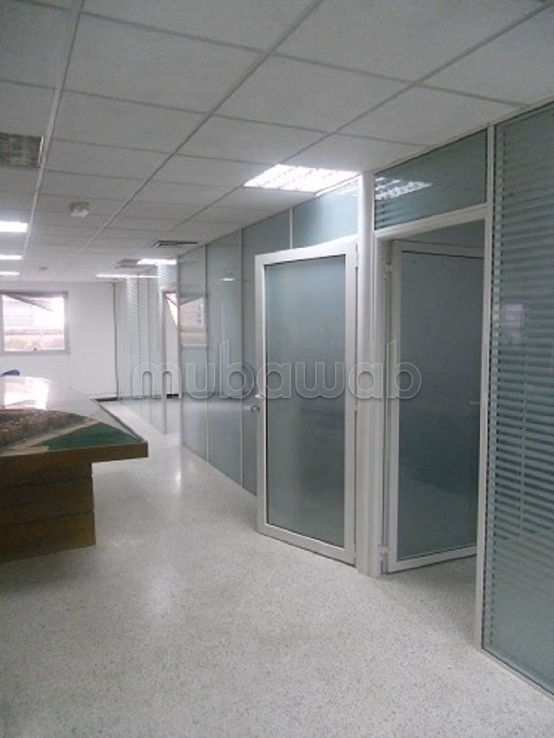 Plateau de bureau LPB68 de 287 m² à Sidi Maarouf