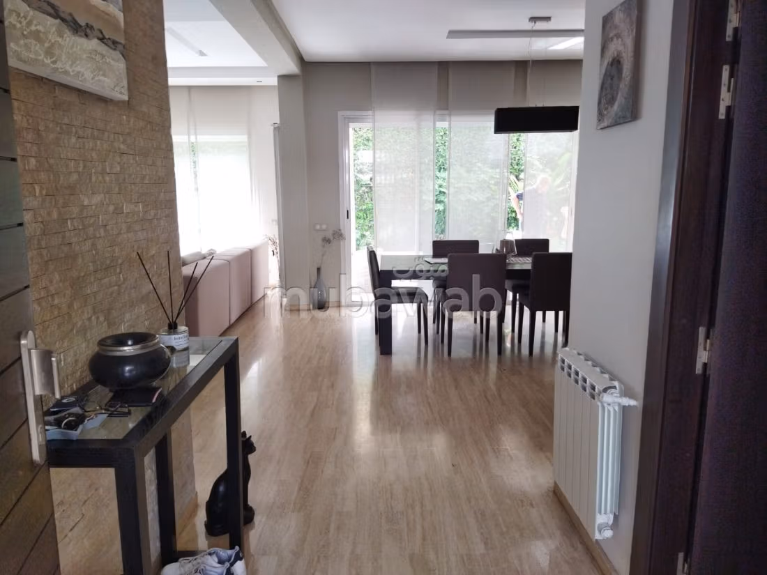 Magnifique villa à louer à Californie. Surface de 555 m². Meublée