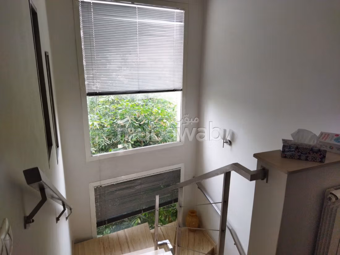 Magnifique villa à louer à Californie. Surface de 555 m². Meublée