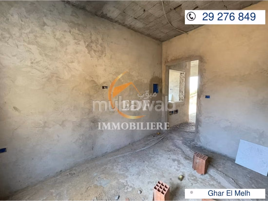 Vaste maison à Ghar El Melh Bizerte