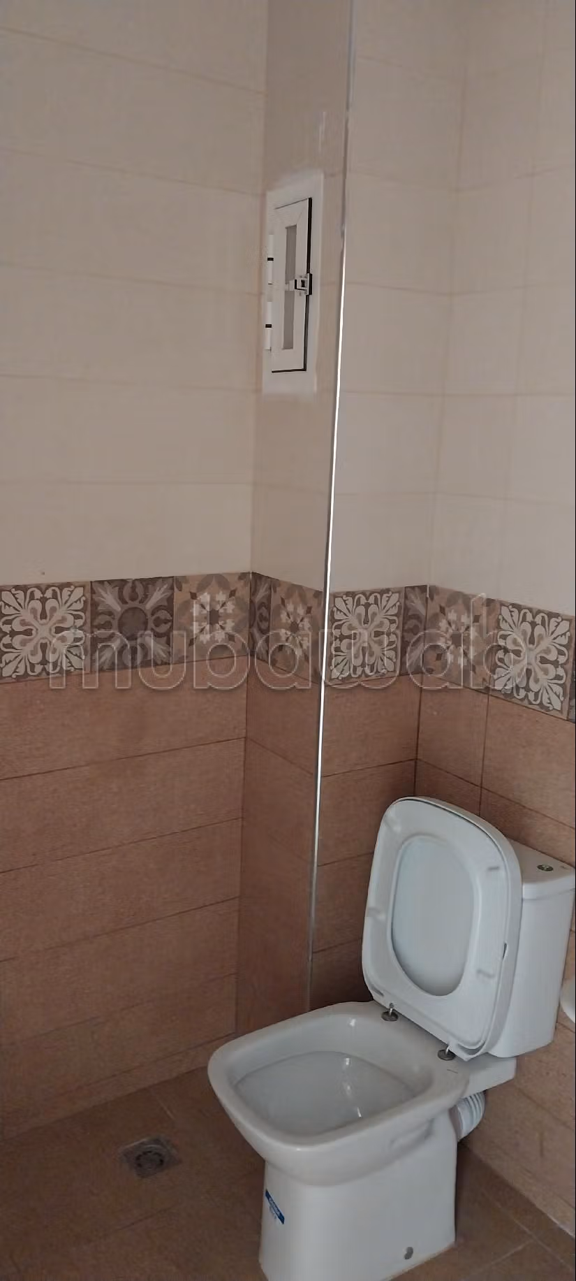 Beautiful apartment for sale. 2 large rooms. Well decorated.