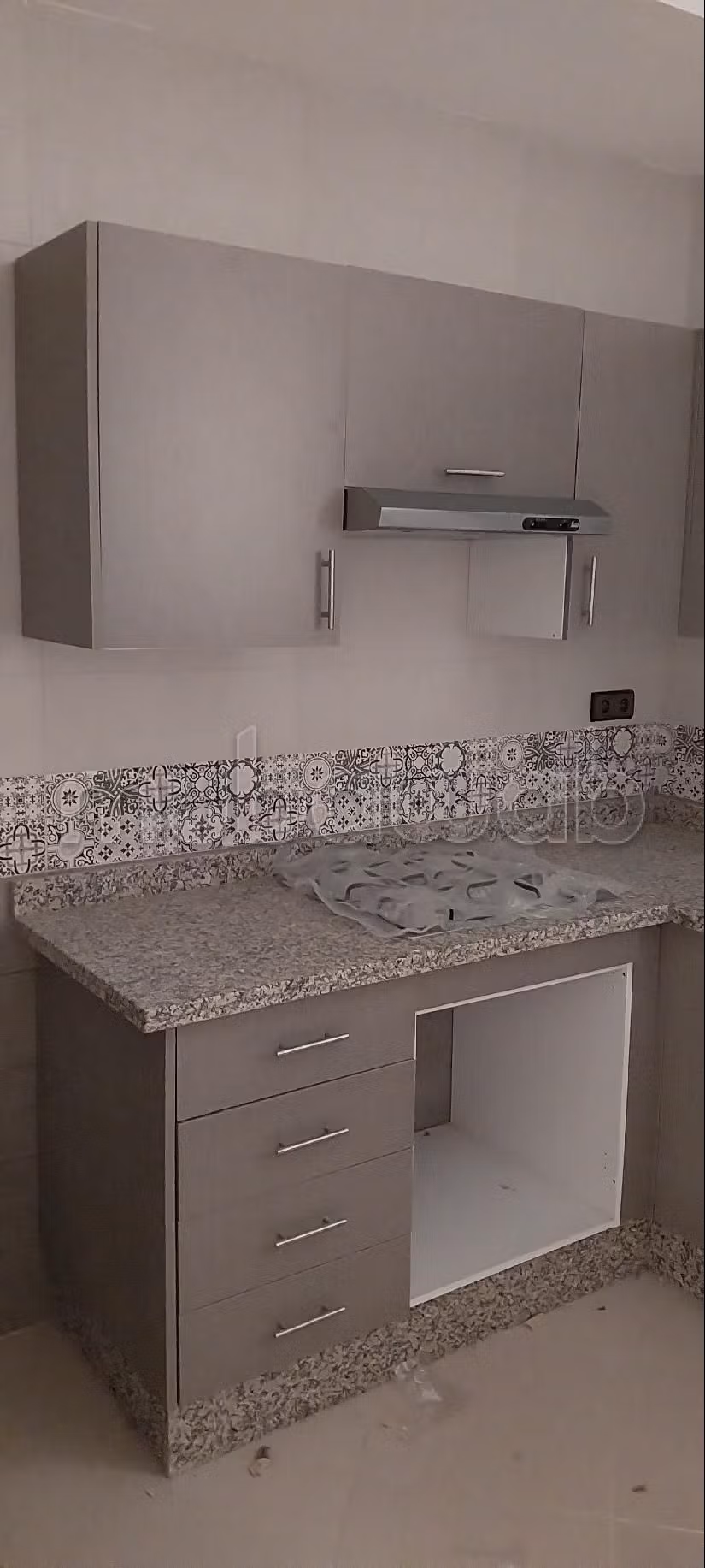 Beautiful apartment for sale. 2 large rooms. Well decorated.