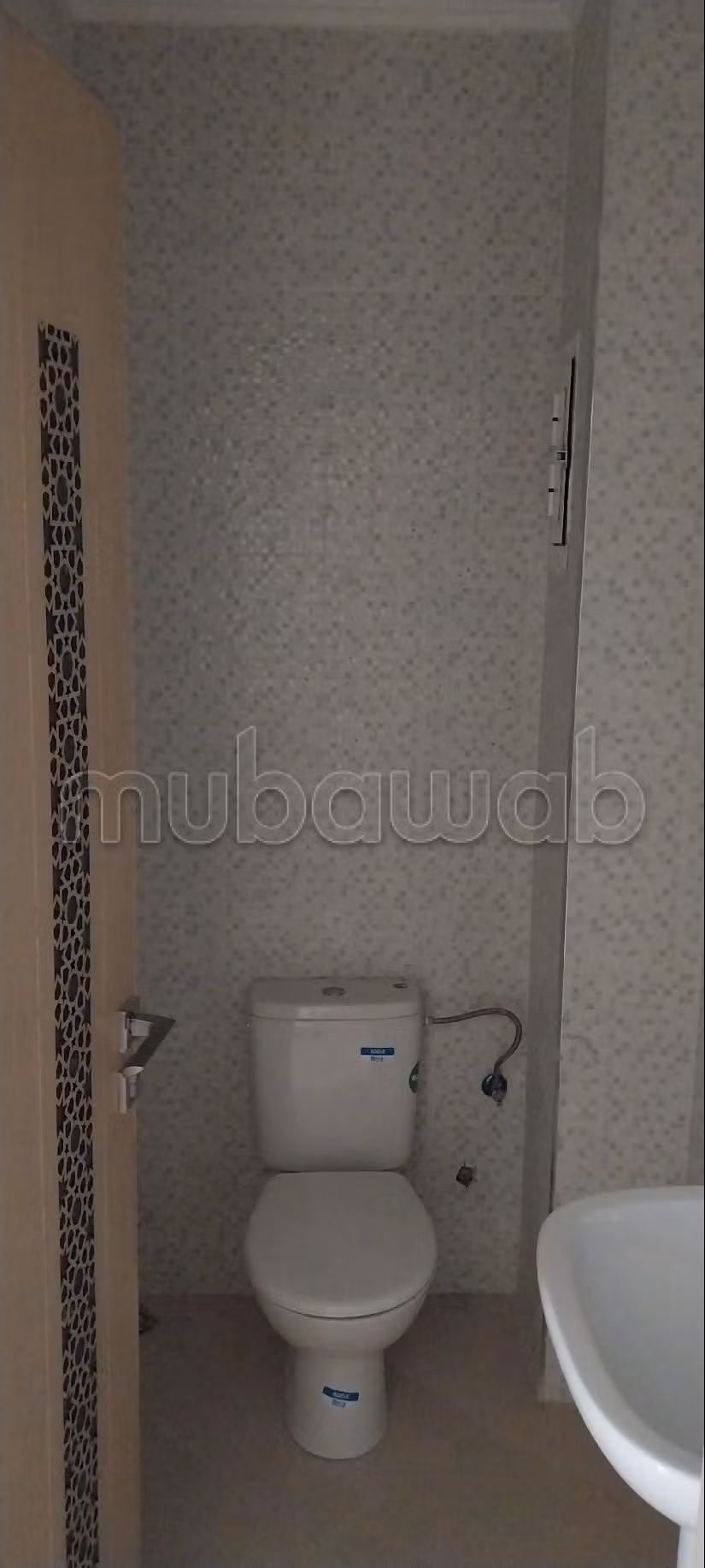 Beautiful apartment for sale. 2 large rooms. Well decorated.