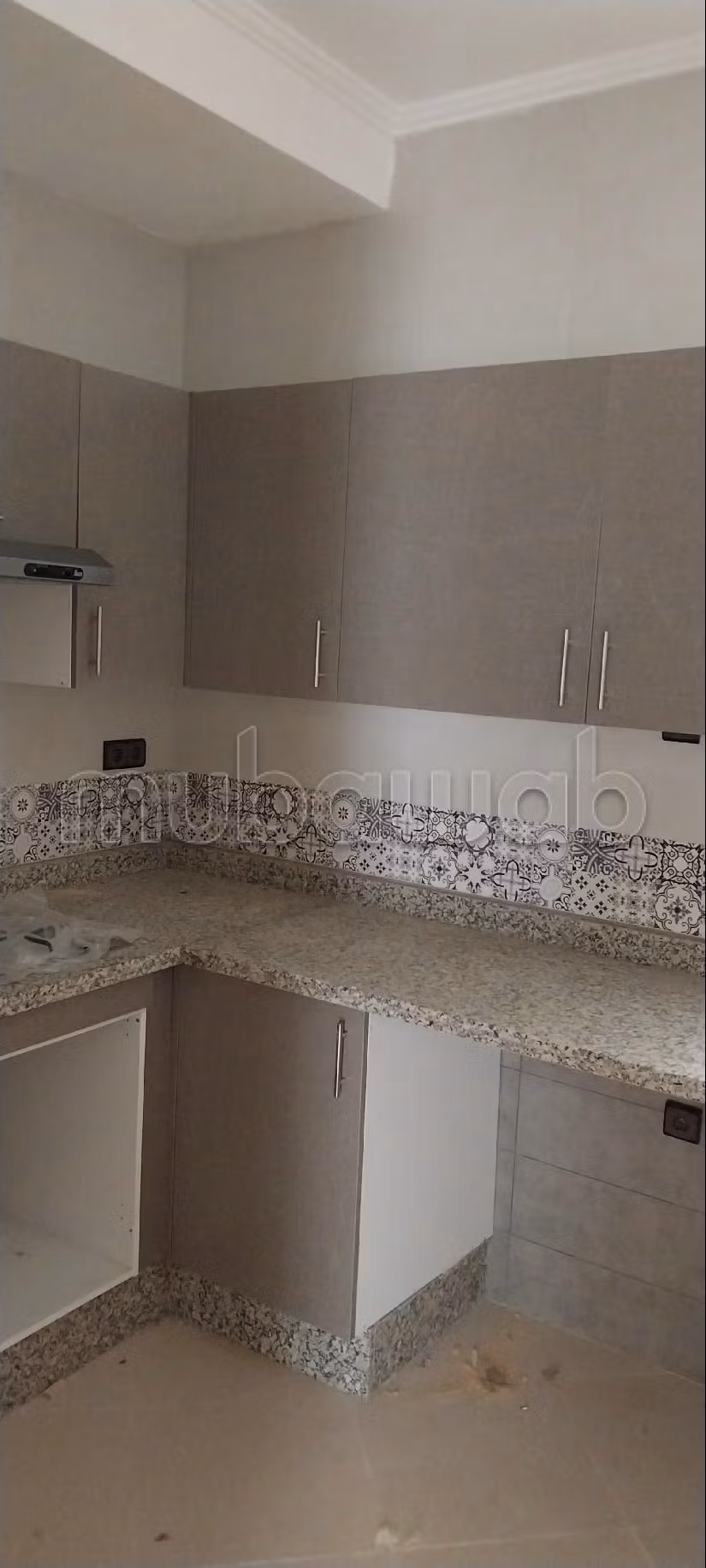 Beautiful apartment for sale. 2 large rooms. Well decorated.