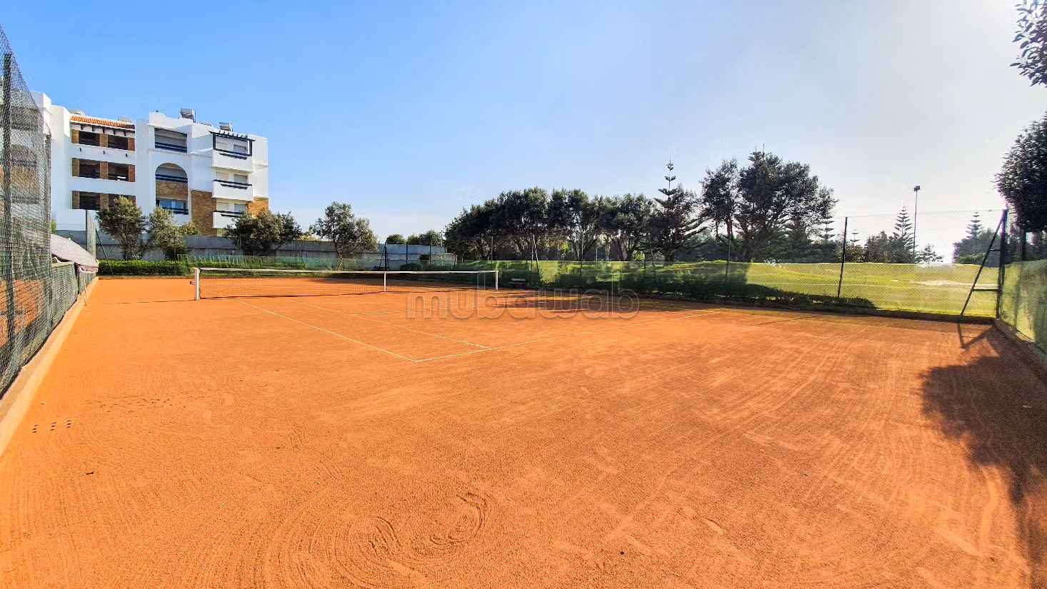 Vendita appartamento a Plage Oued Cherrat. 3 camere. Giardino e terrazzo. 