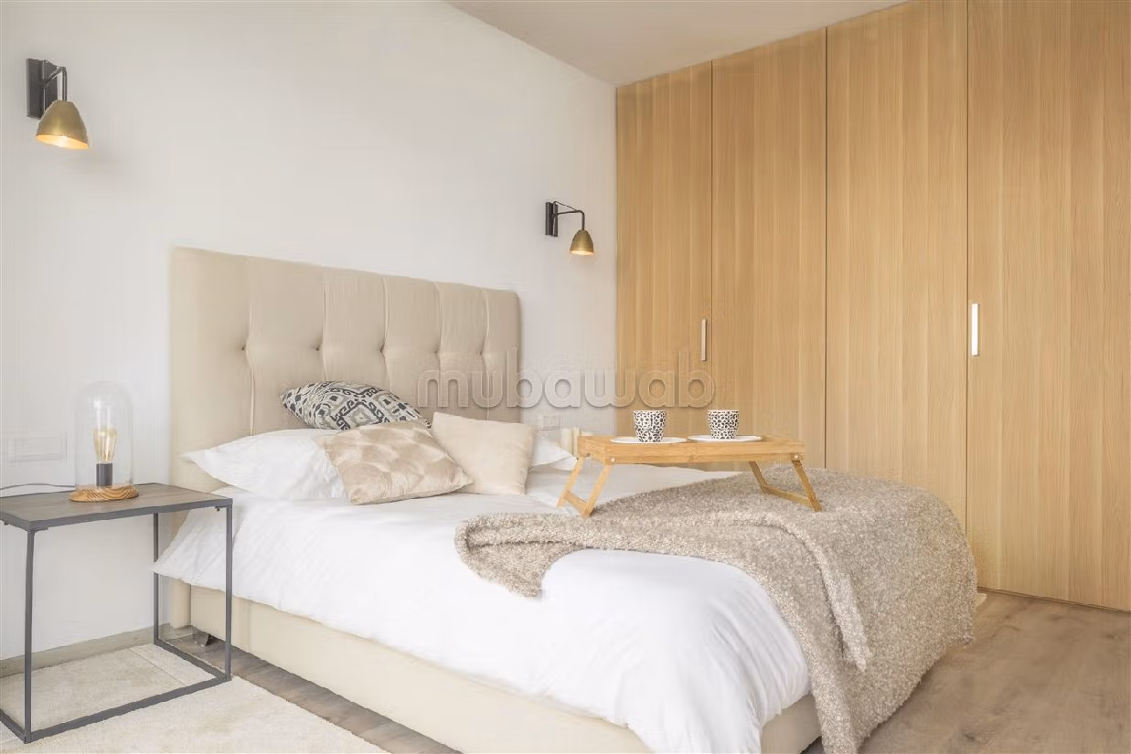 Beautiful apartment for sale in Plage Oulded Cherrat. 3 large living areas. Gardeners, Large terrace. 